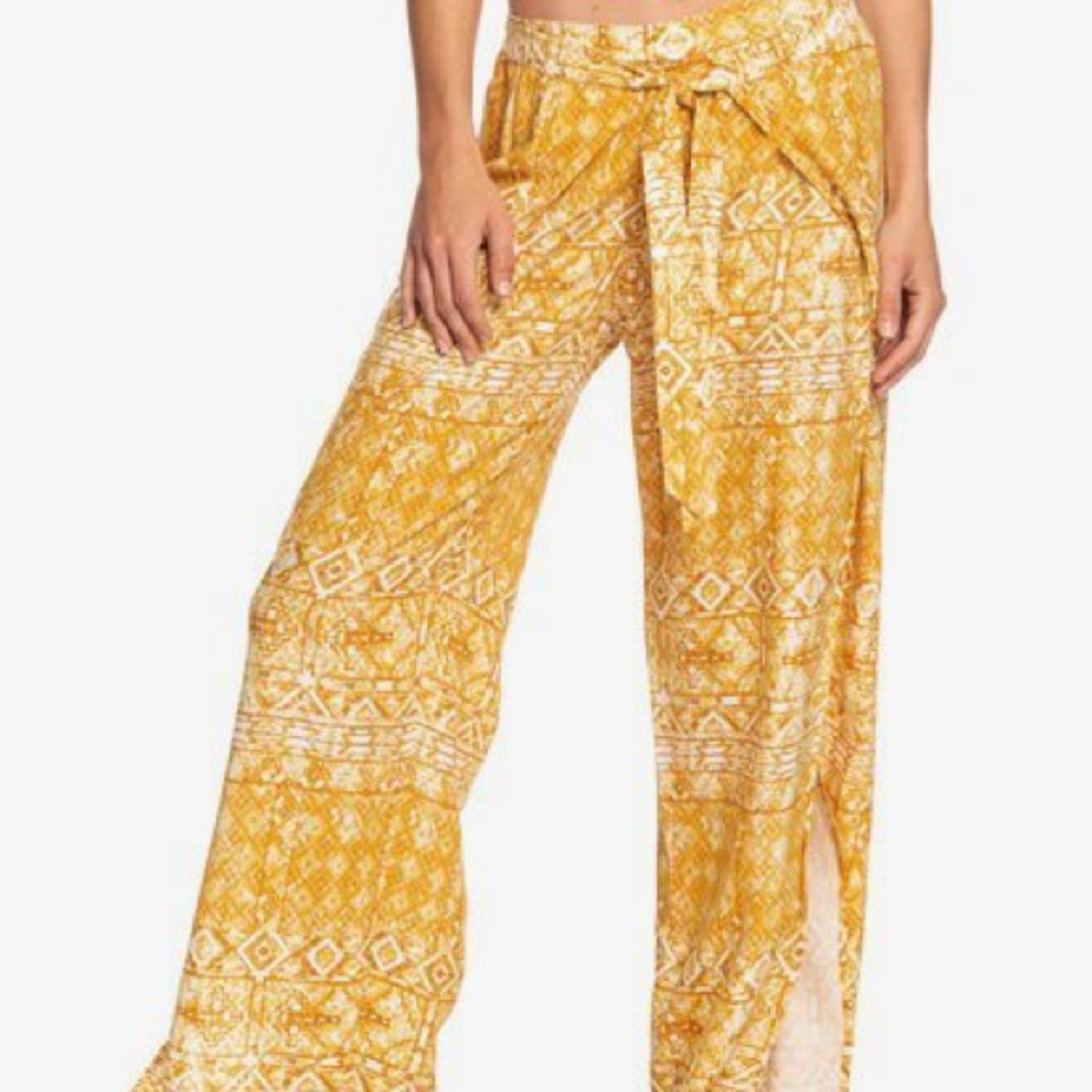 Large Roxy NWT Tie Front beach pants